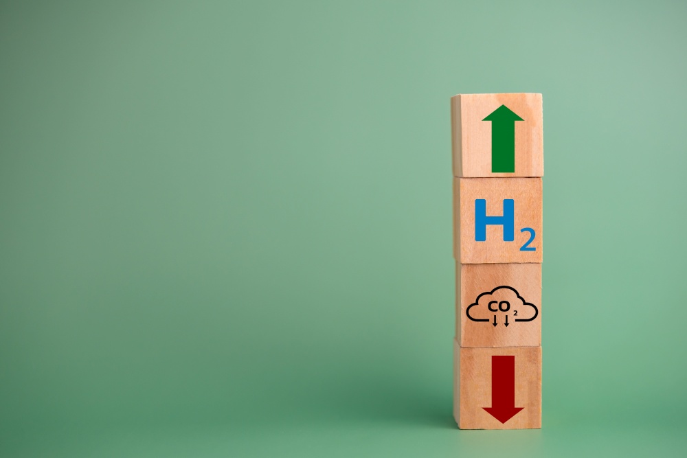 Hydrogen fuel is used to replace carbon dioxide, helping to reduce global warming. wood cube icon H2 hydrogen.