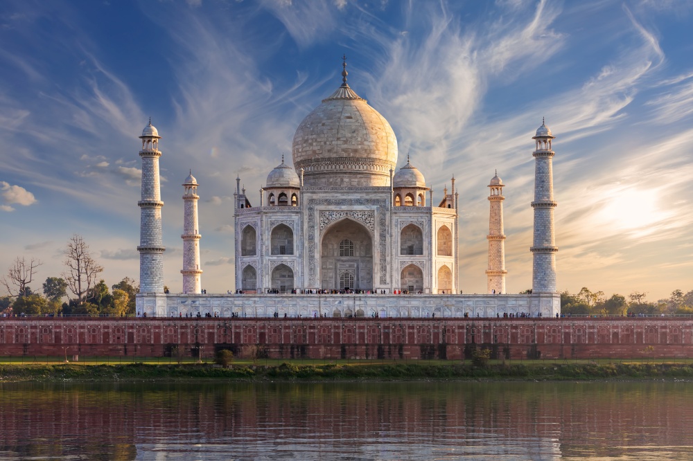 Wonderful view of Taj Mahal and the Yamuna, India, Agra.