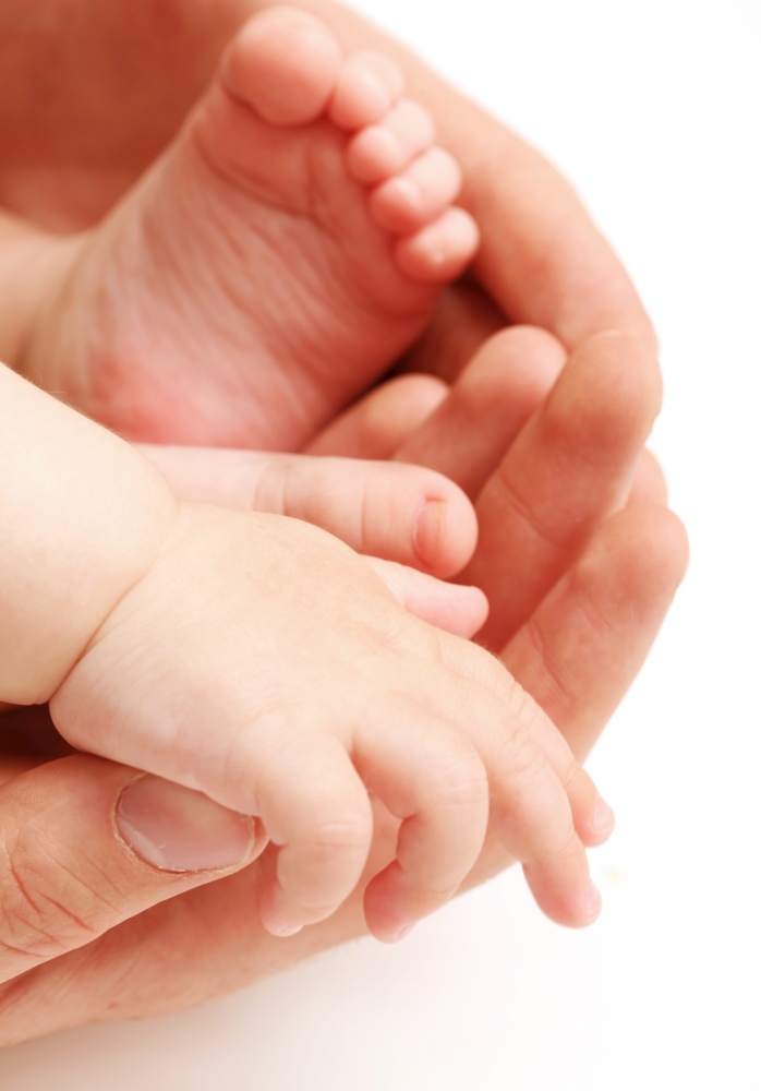 Close up of baby&rsquo;s feet in the hands