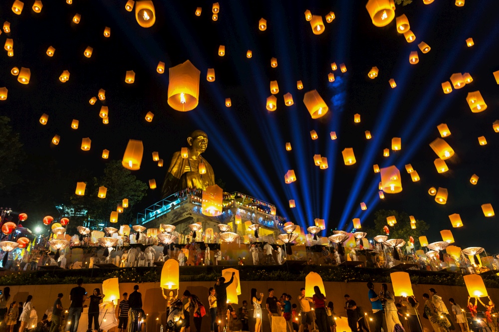 LAMPHUN, THAILAND - NOV 22: Yee Peng Festival, Loy Krathong celebration and floating lanterns in Lamphun, Thailand on November 22, 2018